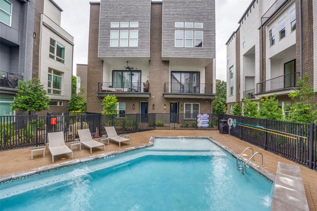 APT-501 - 381 E Greenbriar Ln, Townhouse with 3 bedrooms, 4 bathrooms and null parking in Dallas TX | Image 33