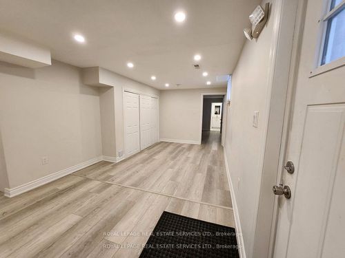1447 Santa Rosa Crt, Mississauga, ON, L5V1H7 | Card Image