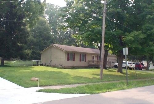 357 Elizabeth St, Parma, MI, 49269-0428 | Card Image