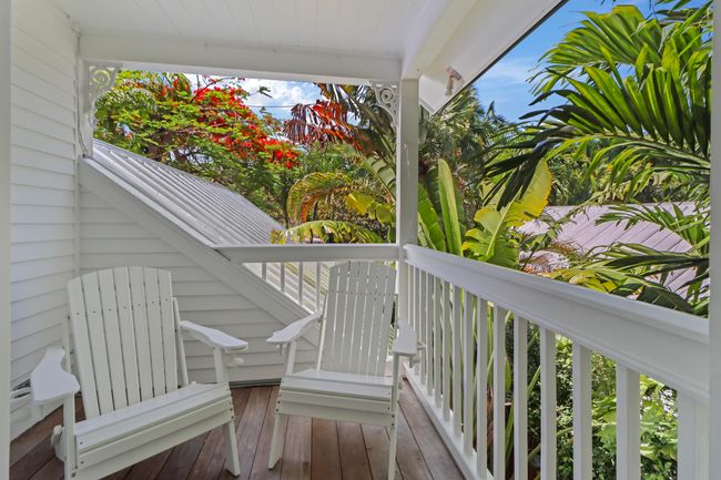 Beautiful Lush Surroundings | Image 30