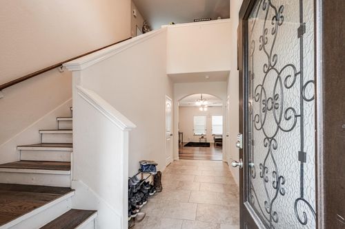 901 Jefferson Ave, Cleveland, TX, 77327-5516 | Card Image