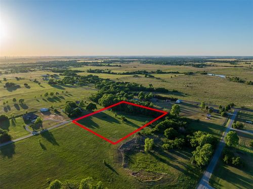 1 County St 2927 Street, Tuttle, OK, 73089 | Card Image