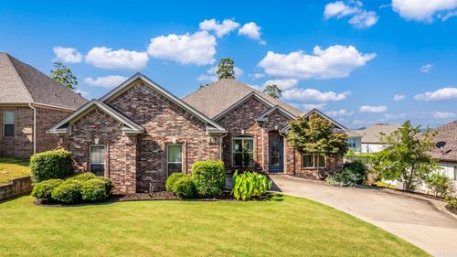 117 Breckenridge Ln, Maumelle, AR, 72113-5935 | Card Image