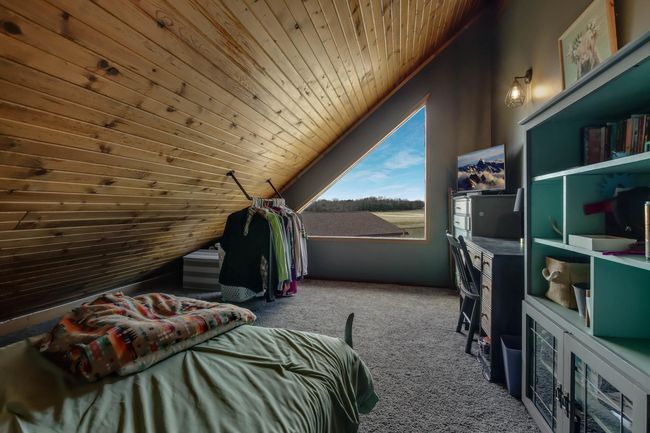 Large loft bedroom #2 | Image 20