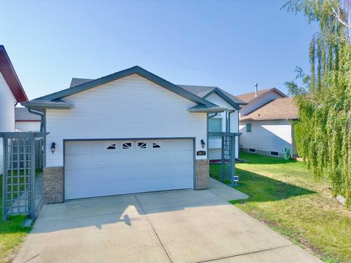 5617 Park Street, Blackfalds, AB, T0M0J0 | Card Image