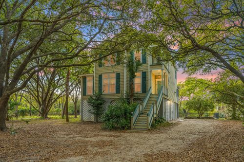 8869 Marsh Aire Ln, Edisto Island, SC, 29438-6982 | Card Image
