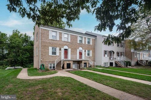 14439 Golden Oak Rd, CENTREVILLE, VA, 20121-2251 | Card Image