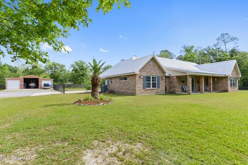 1316 Dubuc Ln, Waveland, MS, 39576-2708 | Card Image