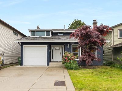 9924 Ashwood Dr, House other with 3 bedrooms, 2 bathrooms and 3 parking in Richmond BC | Image 1