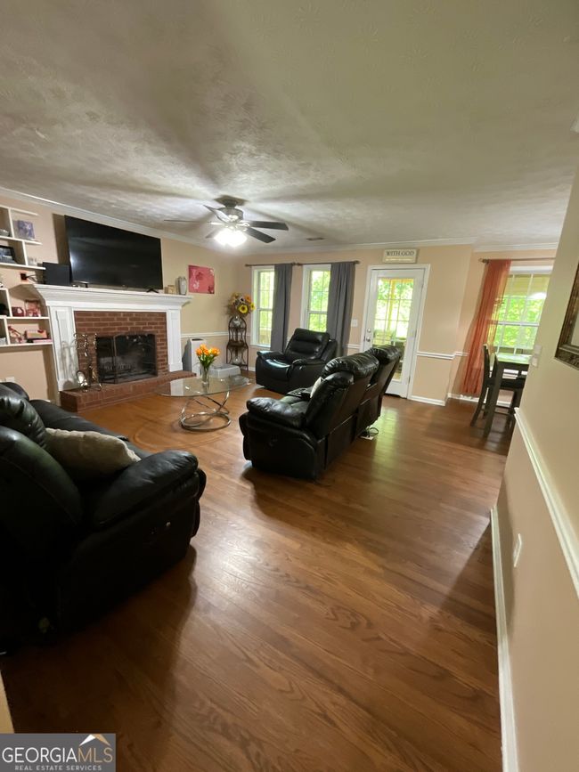 5363 Forest Dr, House other with 6 bedrooms, 4 bathrooms and null parking in Loganville GA | Image 21