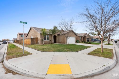 301 Sweetgum Ct, Wasco, CA, 93280-2943 | Card Image