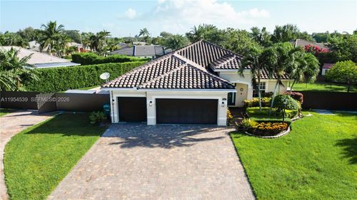 2133 Nw 14th Pl, Homestead, FL, 33030-4218 | Card Image