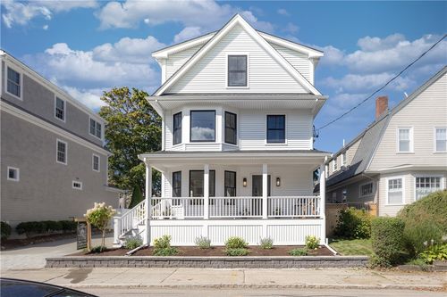 102 3rd St, Newport, RI, 02840-1542 | Card Image