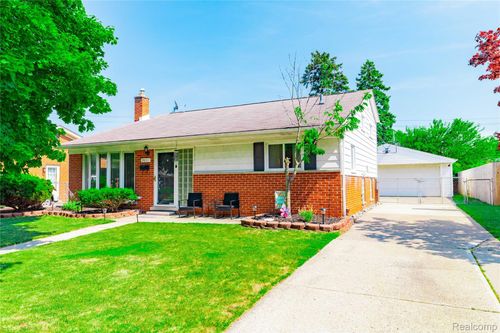 3811 Syckelmoore St, Trenton, MI, 48183-4115 | Card Image