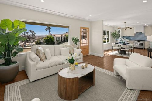 3911 California St, San Diego, CA, 92110-2118 | Card Image