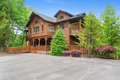 213 Dogwood Point Way, Gatlinburg, TN, 37738 | Card Image