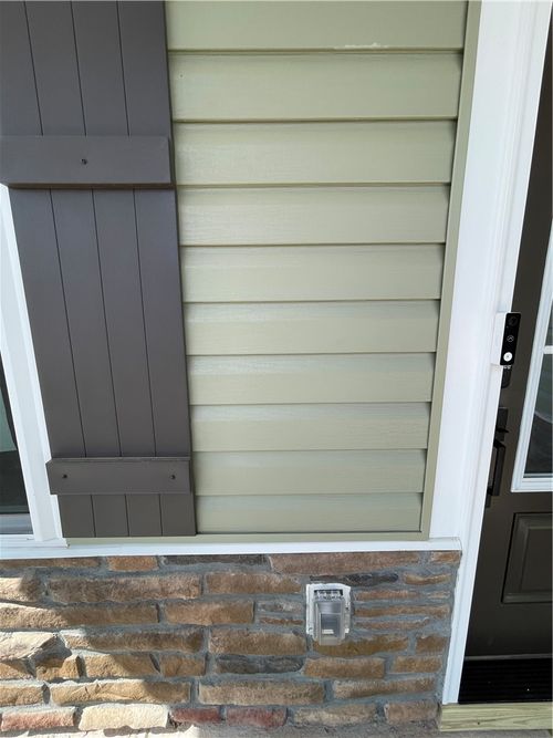 18 Gateway Dr, Central, SC, 29630-8644 | Card Image