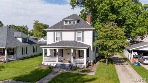 321 N 1st St, Vandalia, IL, 62471-2304 | Card Image