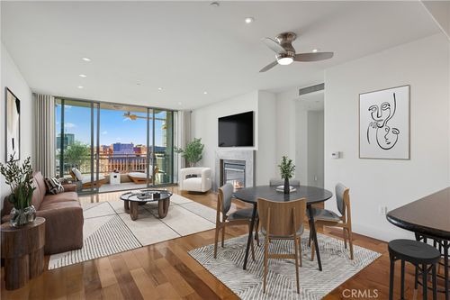 3071 Scholarship, Irvine, CA, 92612-5682 | Card Image