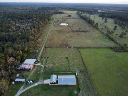 25202 Highway 105, Sour Lake, TX, 77659-9292 | Card Image