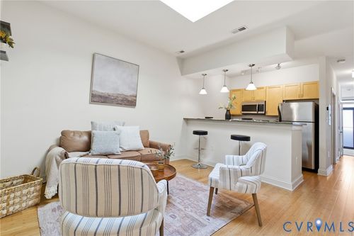 u506-1333 W Broad St, Richmond, VA, 23220-3059 | Card Image