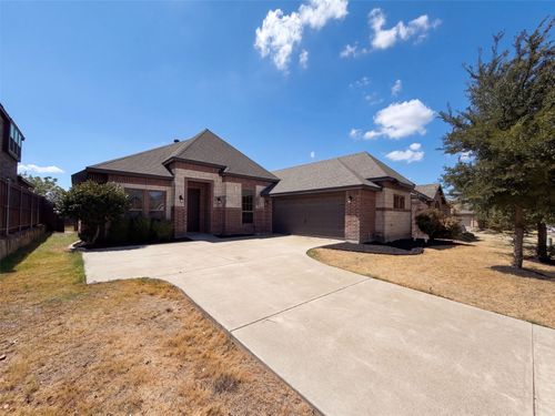 130 Red Pine Dr, Red Oak, TX, 75154-4653 | Card Image