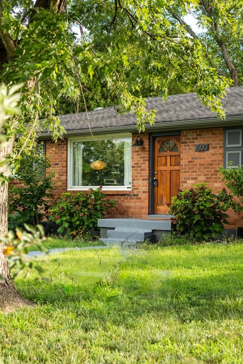 1600 Haynes Meade Cir, Nashville, TN, 37207-4916 | Card Image