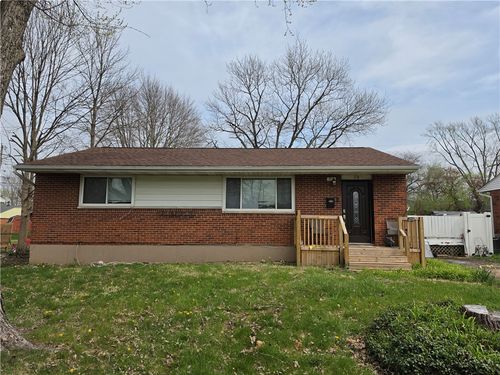 30 Whispering Dr, Trotwood, OH, 45426-3027 | Card Image