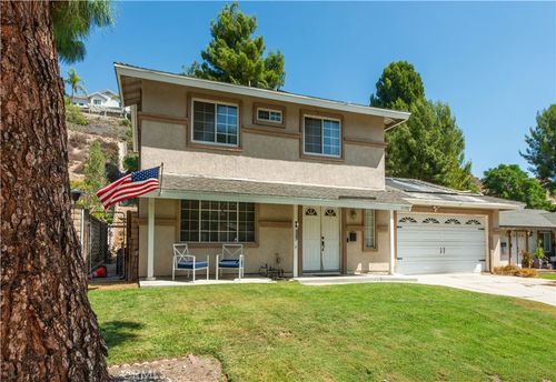29262 Florabunda Rd, Canyon Country, CA, 91387-2203 | Card Image