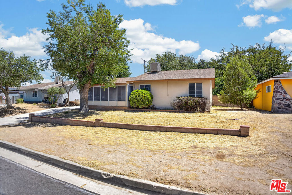 Residential in Palmdale 5