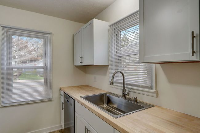 201 E 29 Th St, House other with 2 bedrooms, 1 bathrooms and null parking in Anderson IN | Image 9