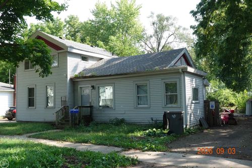 515 Walnut St, Three Rivers, MI, 49093-1433 | Card Image
