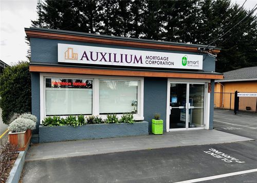 307 Goldstream Ave, Colwood, BC, V9B2W4 | Card Image