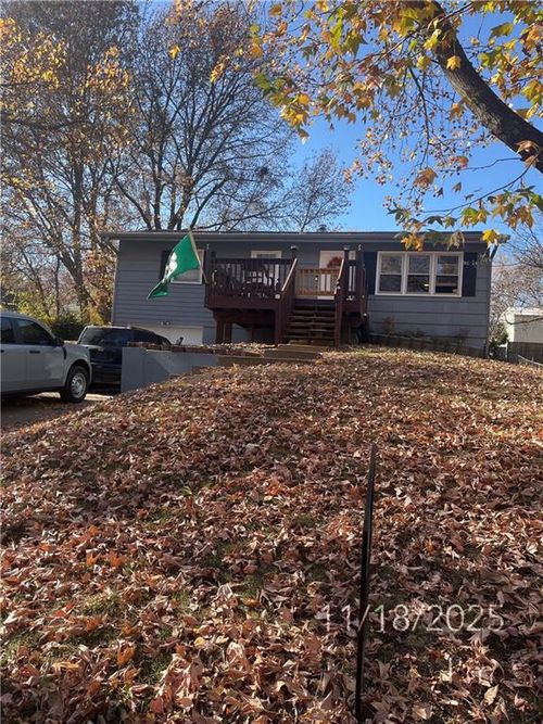 1108 S Prairie St, Liberty, MO, 64068-2636 | Card Image