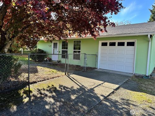 17108 5th Avenue Ct E, Spanaway, WA, 98387-7851 | Card Image