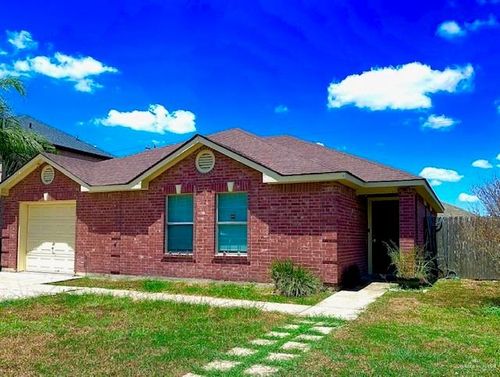 2904 Providence Ave, McAllen, TX, 78504-5365 | Card Image