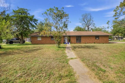 110 Cheyenne, Elm Mott, TX, 76640-3588 | Card Image