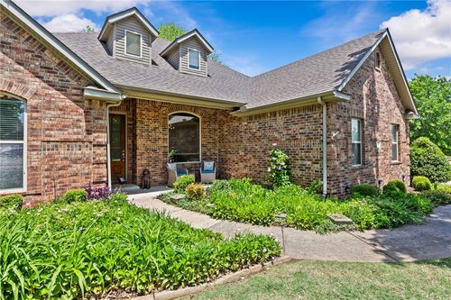 4162 W Morning Mist Dr, Fayetteville, AR, 72704-6374 | Card Image