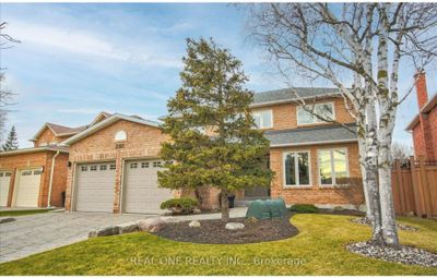 2165 Glenora Dr, House other with 4 bedrooms, 4 bathrooms and 4 parking in Oakville ON | Image 2