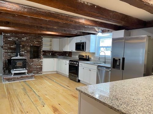 33 Church St, Belmont, NH, 03220-4100 | Card Image