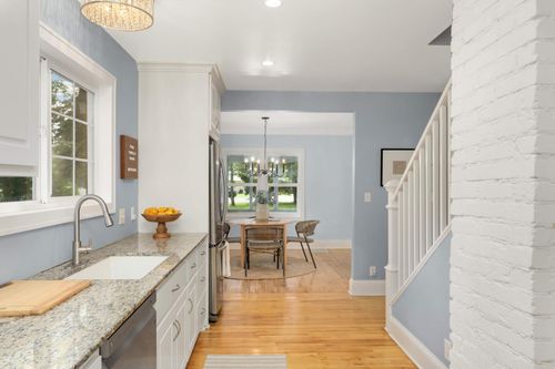 5826 W Broadway Ave, Crystal, MN, 55428-3244 | Card Image