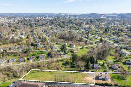 11 Flagel St, Morgantown, WV, 26505-2240 | Card Image