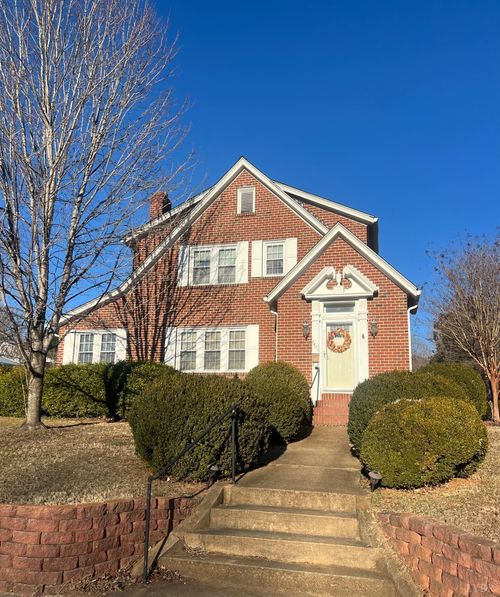 1405 Bedford Ave, Altavista, VA, 24517-1209 | Card Image