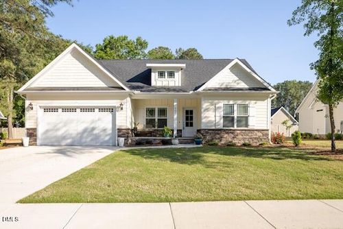203 Fountain Dr, Clinton, NC, 28328-1292 | Card Image