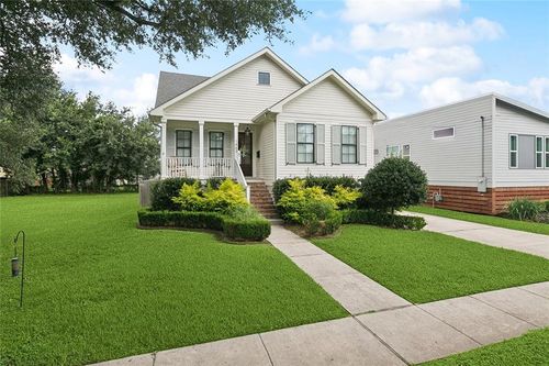 1463 Mithra St, New Orleans, LA, 70122-2015 | Card Image