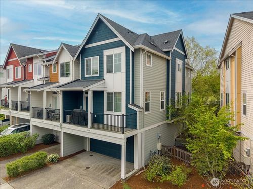 6910 31st Ave Sw, Seattle, WA, 98126-4205 | Card Image