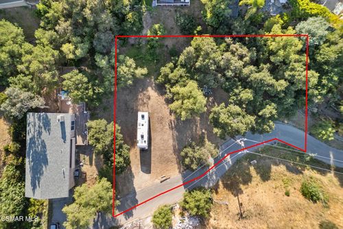 375 Acacia Ln, Newbury Park, CA, 91320-4702 | Card Image