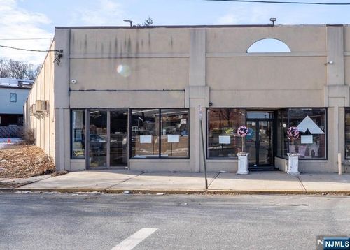 509 Westminster Place, Lodi, NJ, 07644 | Card Image