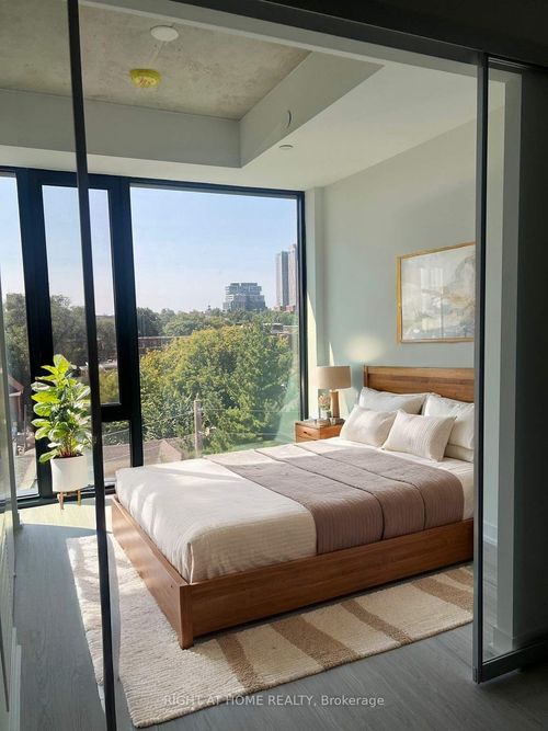 504-195 Mccaul St, Toronto, ON, M5T1W6 | Card Image