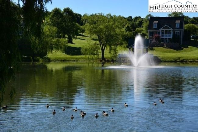 A2 - 495 W Landing Dr, Condo with 2 bedrooms, 2 bathrooms and null parking in Jefferson NC | Image 25